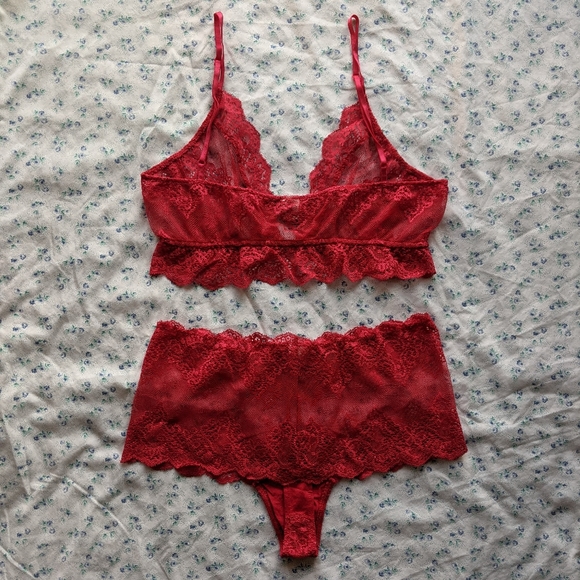 Only Hearts So Fine lace lingerie set S/M - Picture 2 of 4